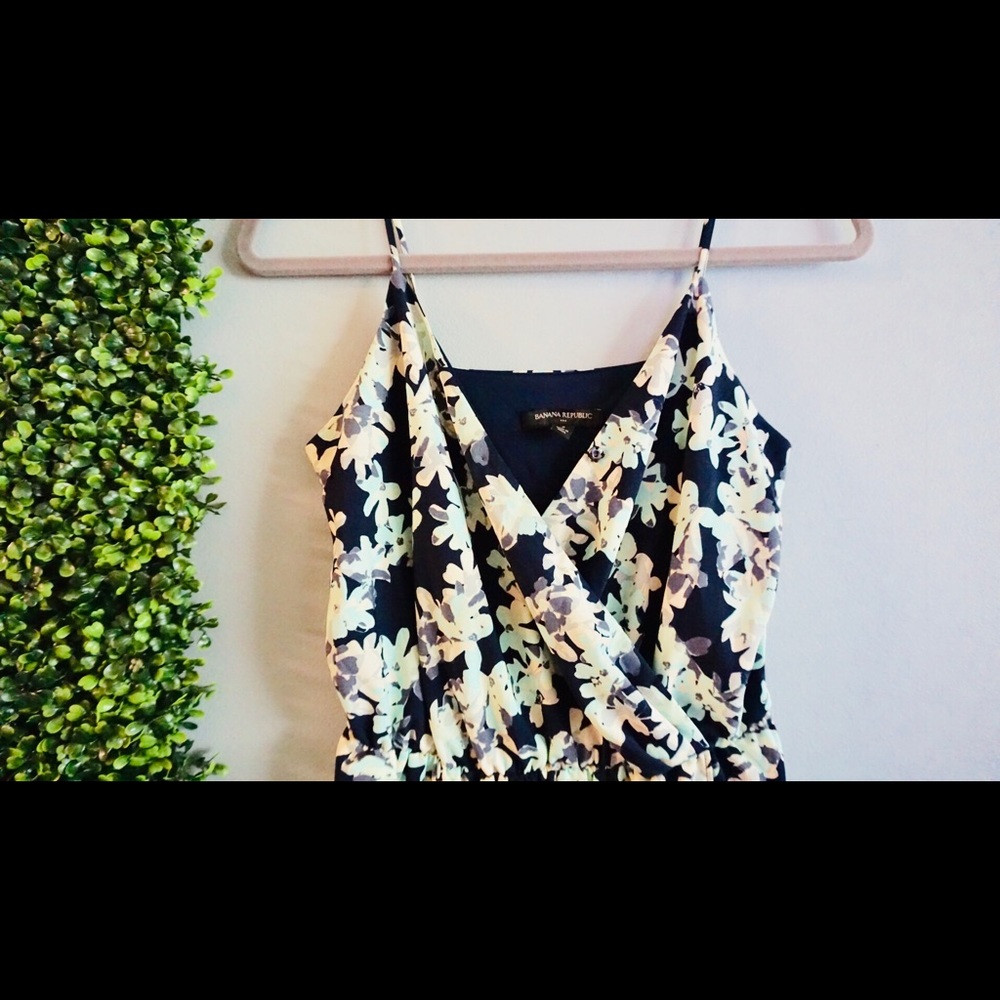 Banana republic Tropical maxi dress! 🌴